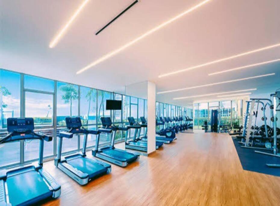 Luxury Sea View Free Wifi And Cozy Gold Coast Pik Next To Oakwood By Blezz Apartment Jakarta