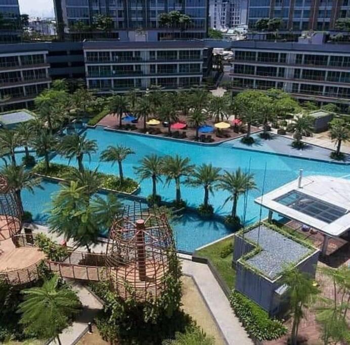 Luxury Sea View Free Wifi And Cozy Gold Coast Pik Next To Oakwood By Blezz Apartment *